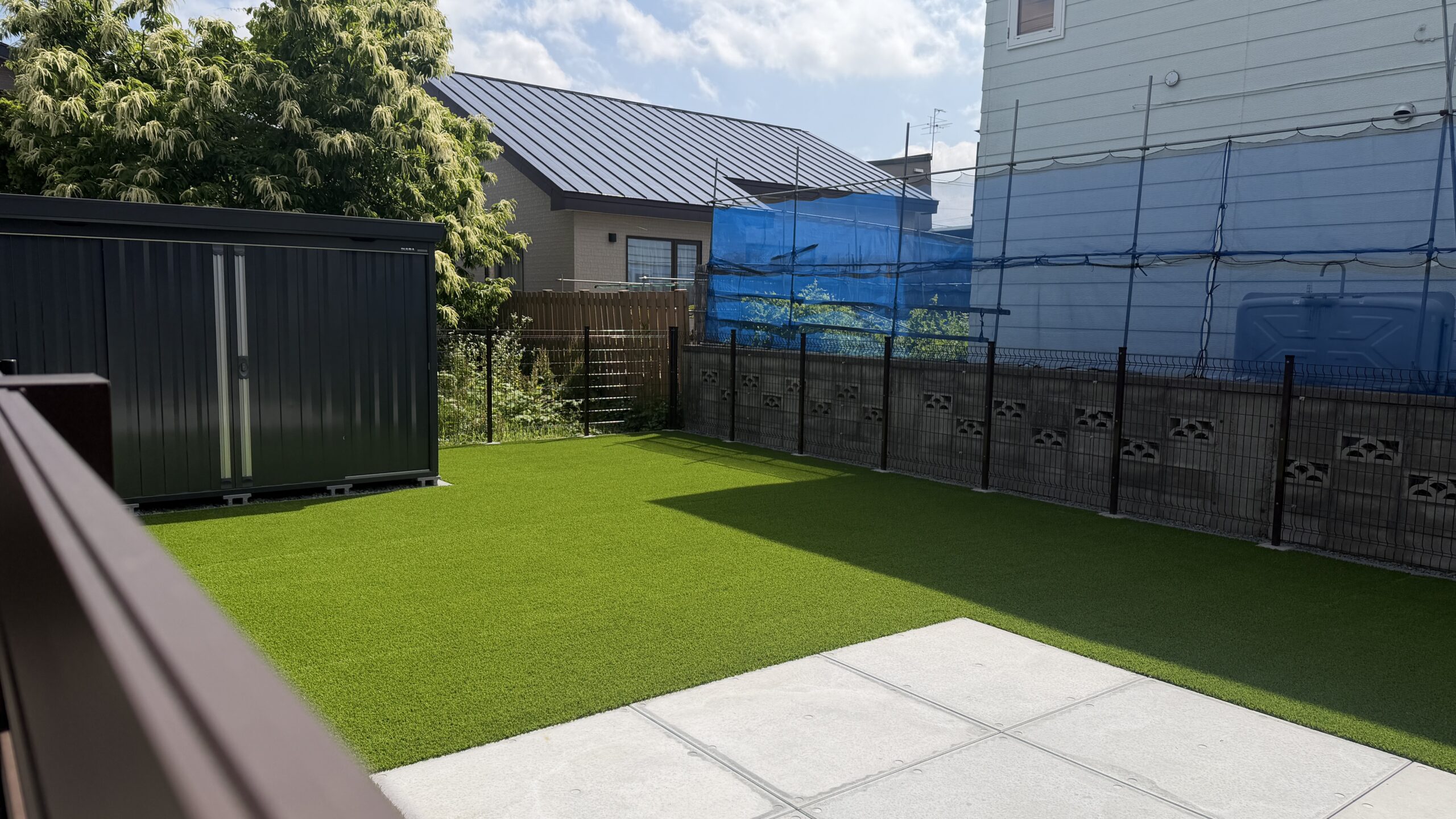 ドッグランも兼ねたお庭_06